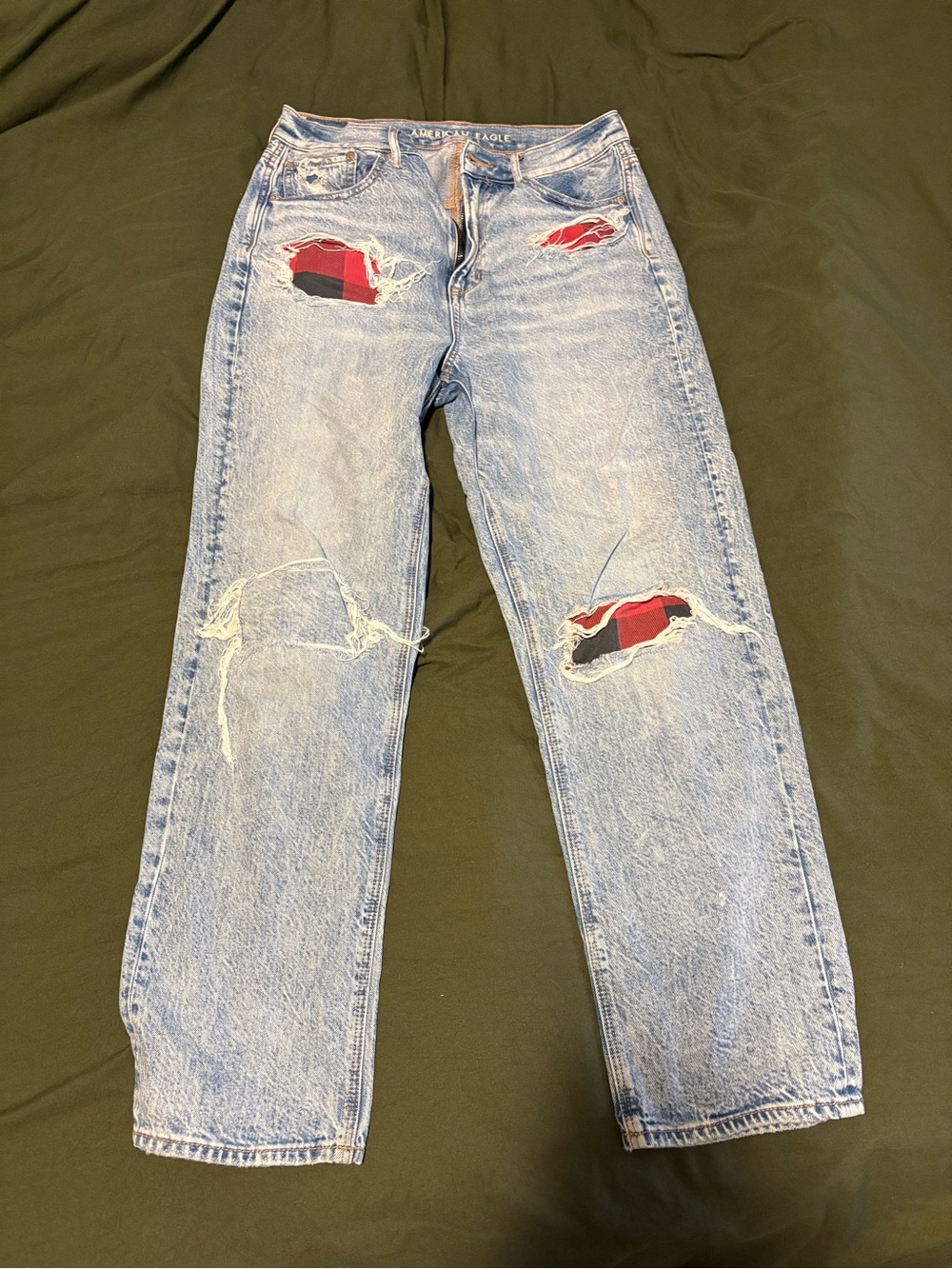 American Eagle Outfitters Light Blue Distressed Jeans with Red Patch Detail